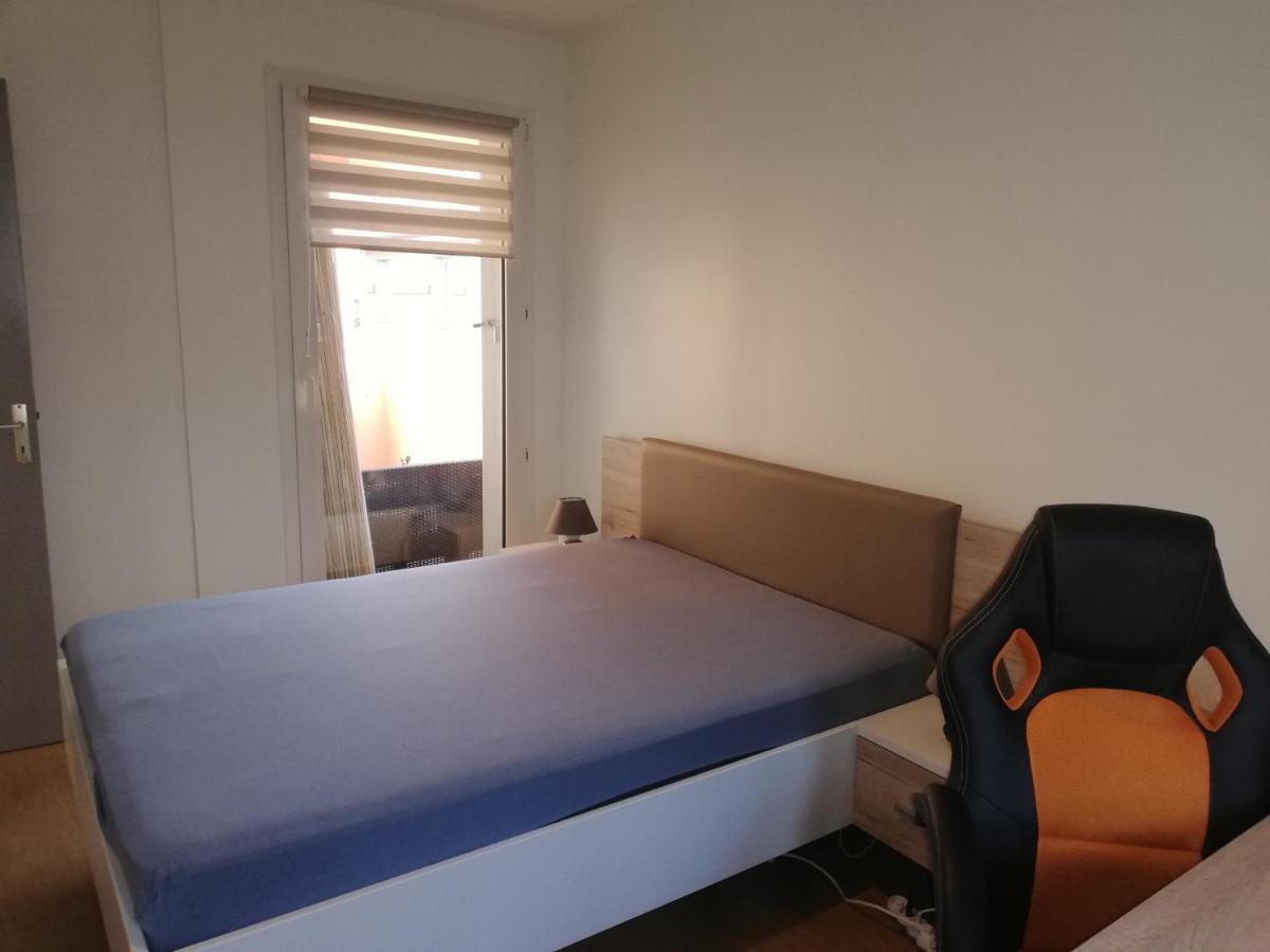 Ferienwohnung Grand T3 Avec Clim, Parking Et Terrasse Privative - Agen Exterior foto